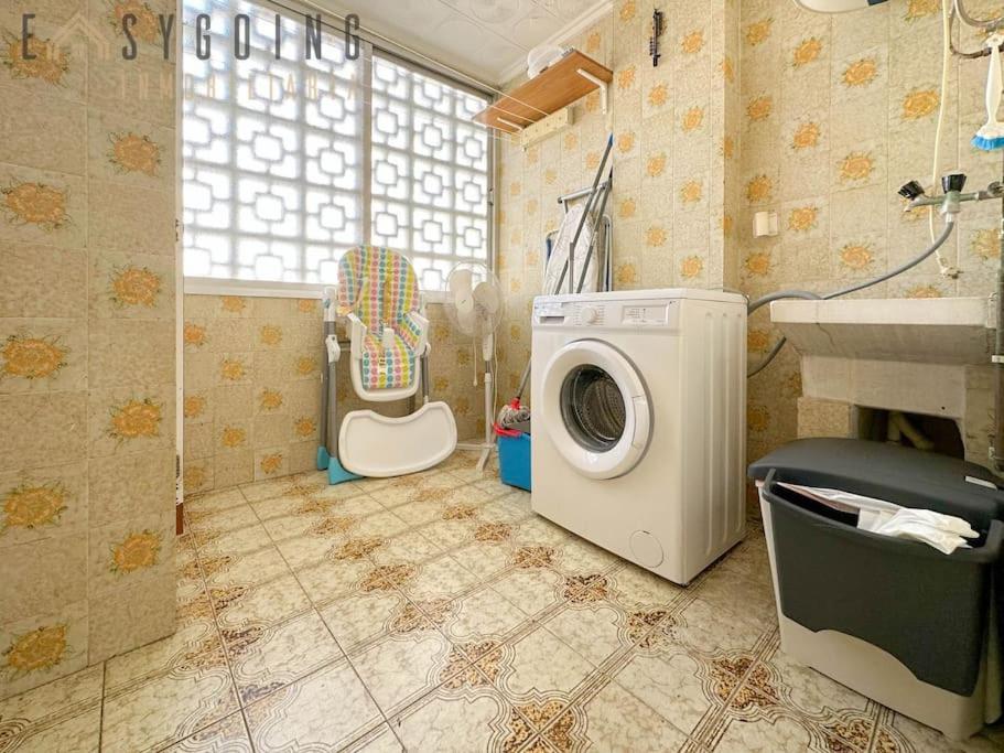 Bright Apartment In The Centre Санта Пола Екстериор снимка