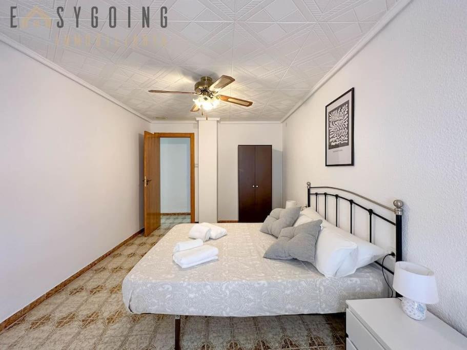 Bright Apartment In The Centre Санта Пола Екстериор снимка