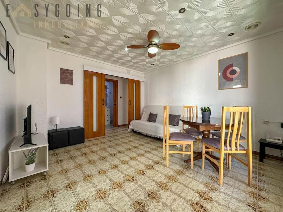 Bright Apartment In The Centre Санта Пола Екстериор снимка