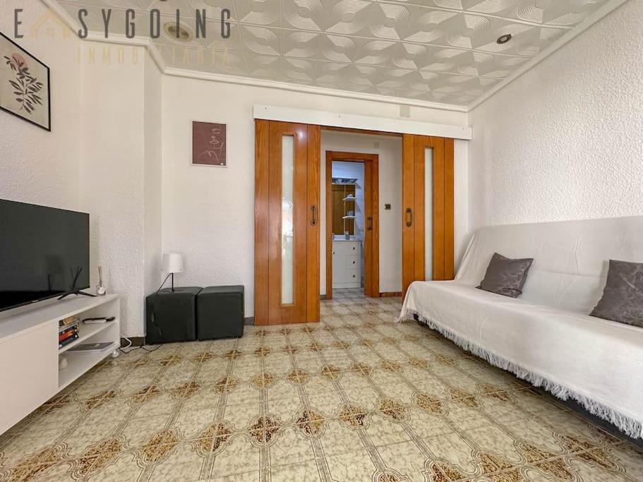 Bright Apartment In The Centre Санта Пола Екстериор снимка