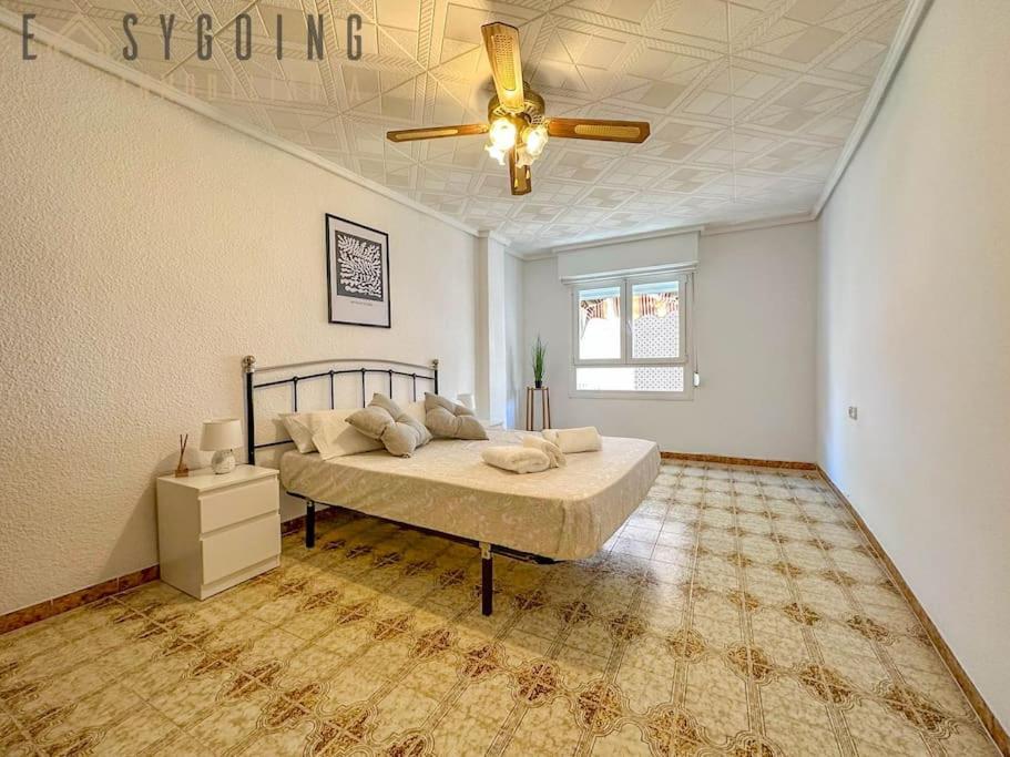 Bright Apartment In The Centre Санта Пола Екстериор снимка